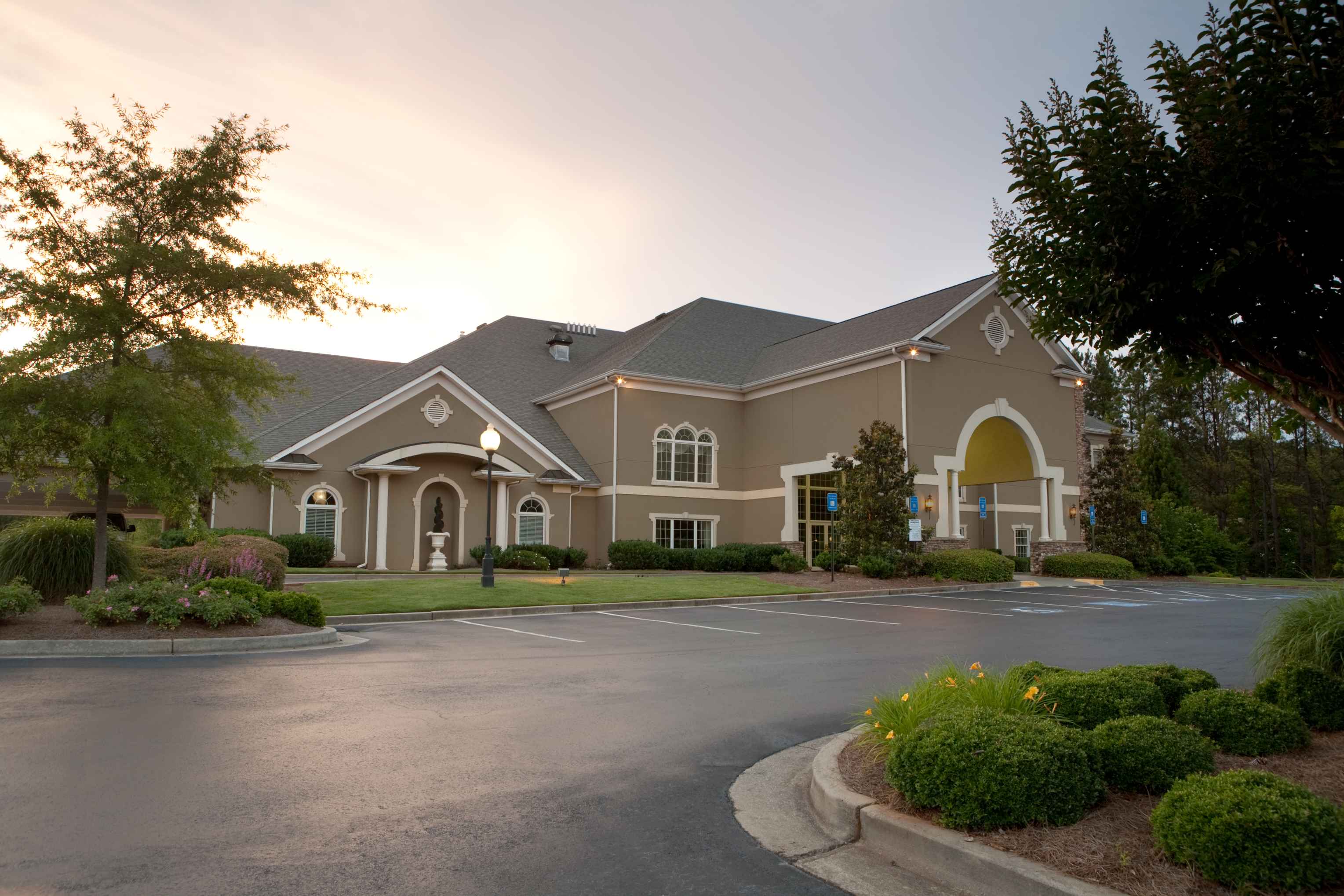 Wages & Sons Funeral Homes and Crematories | Lawrenceville, GA