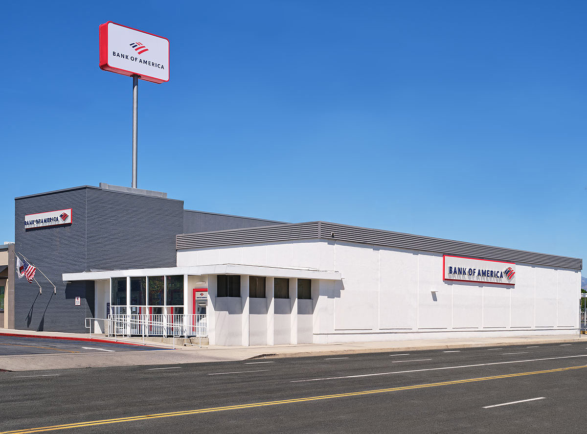 Bank of America financial center with walk-up ATM | 10300 Sepulveda Blvd, Mission Hills, CA 91345