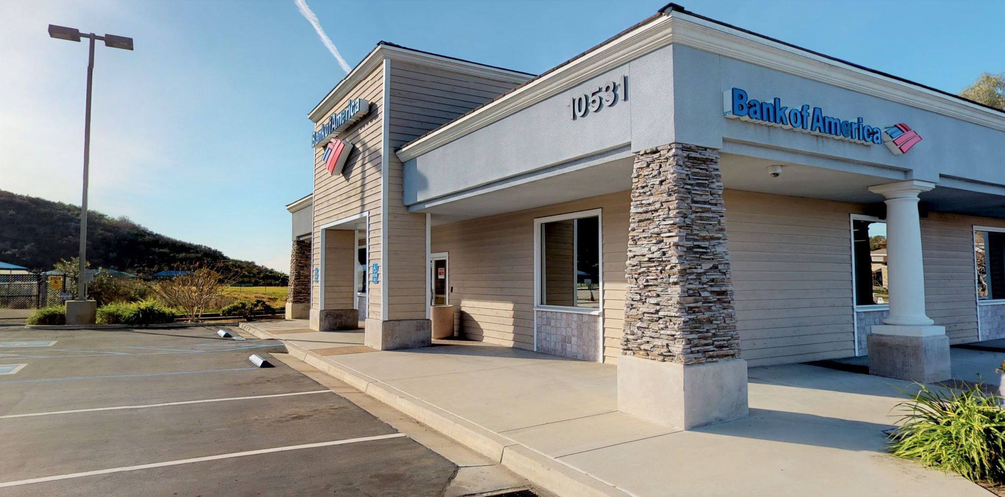 Bank of America in San Diego with Drive-Thru ATM | Scripps Poway Parkway
