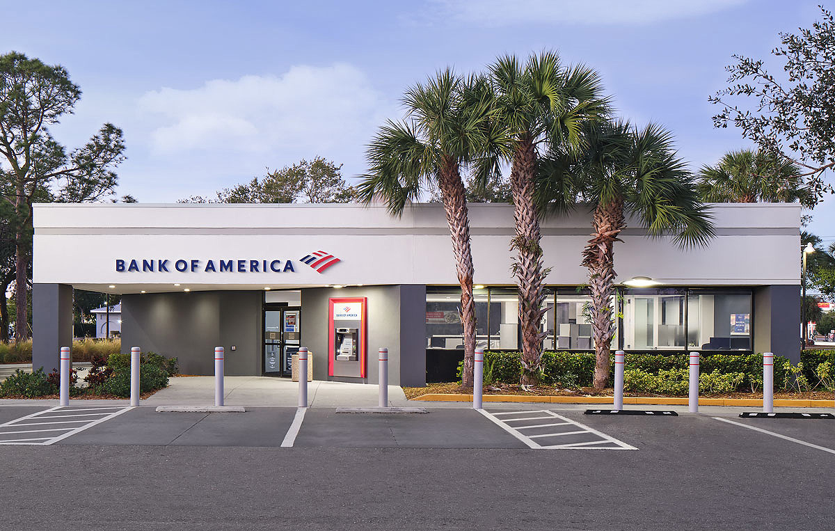 Bank of America financial center with drive-thru ATM and teller | 1360 Homestead Rd N, Lehigh Acres, FL 33936
