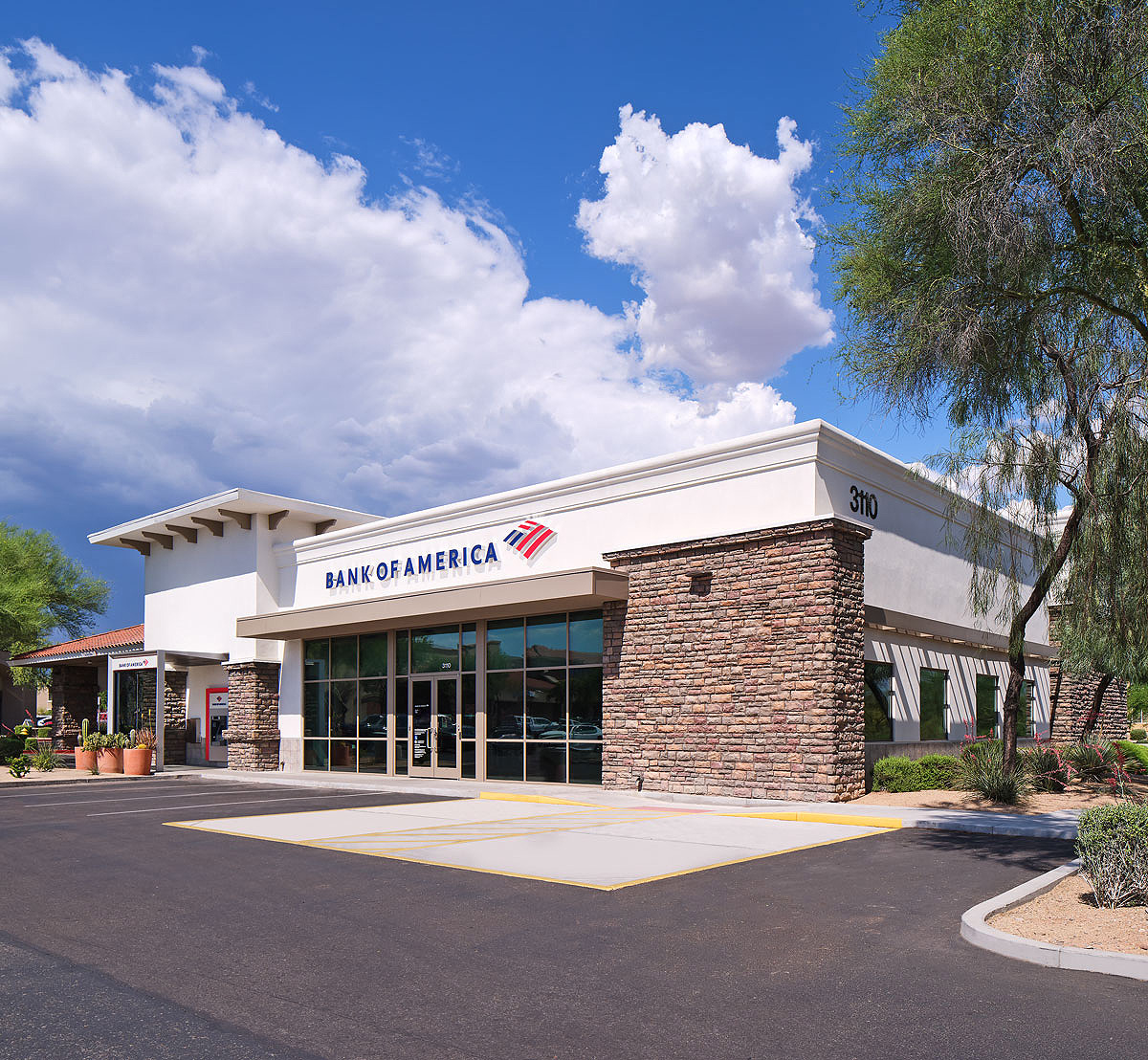 Bank of America financial center with drive-thru ATM | 3110 W Carefree Hwy, Phoenix, AZ 85086