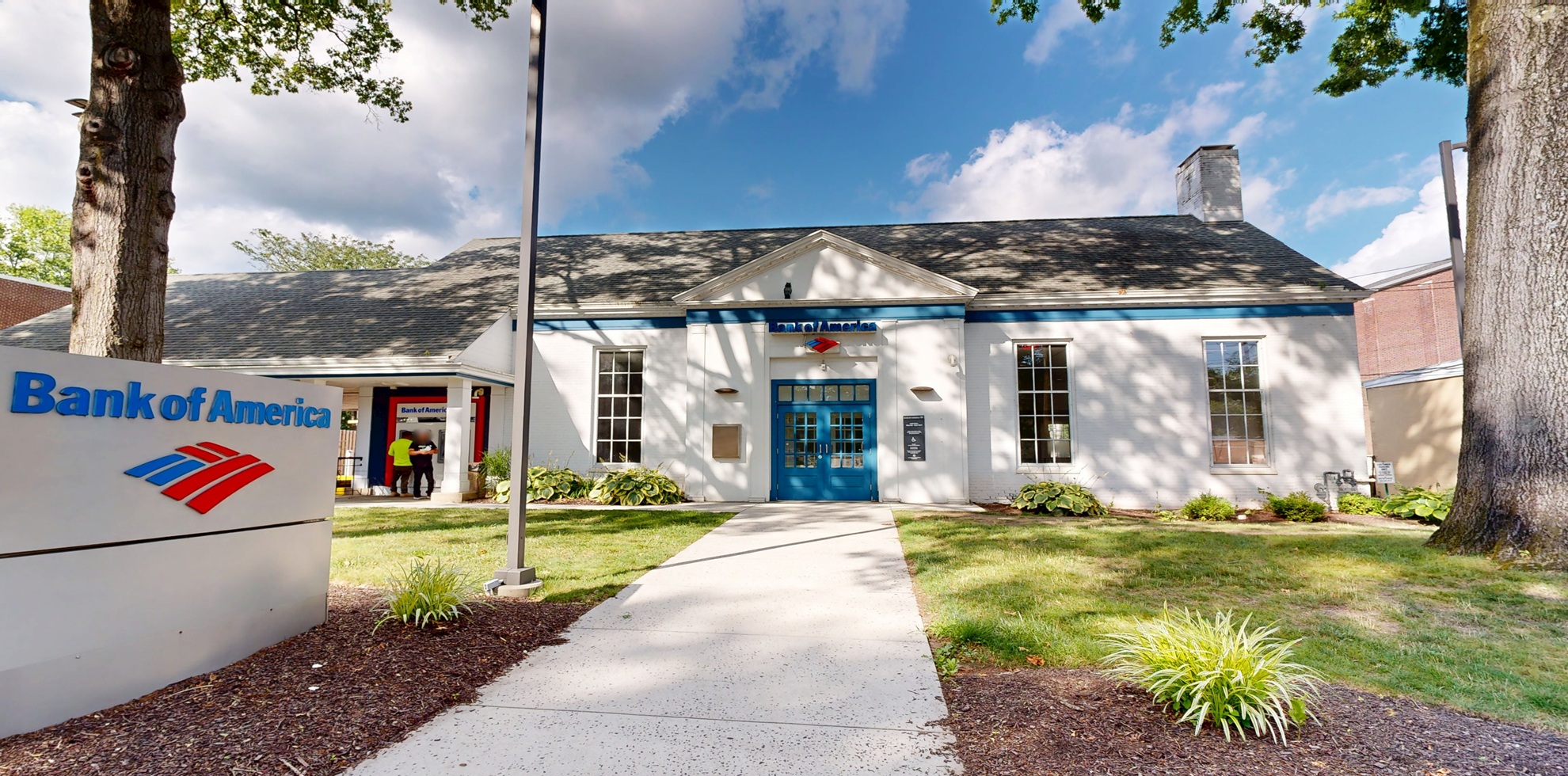 Bank of America financial center with drive-thru ATM | 343 Main St, Danbury, CT 06810
