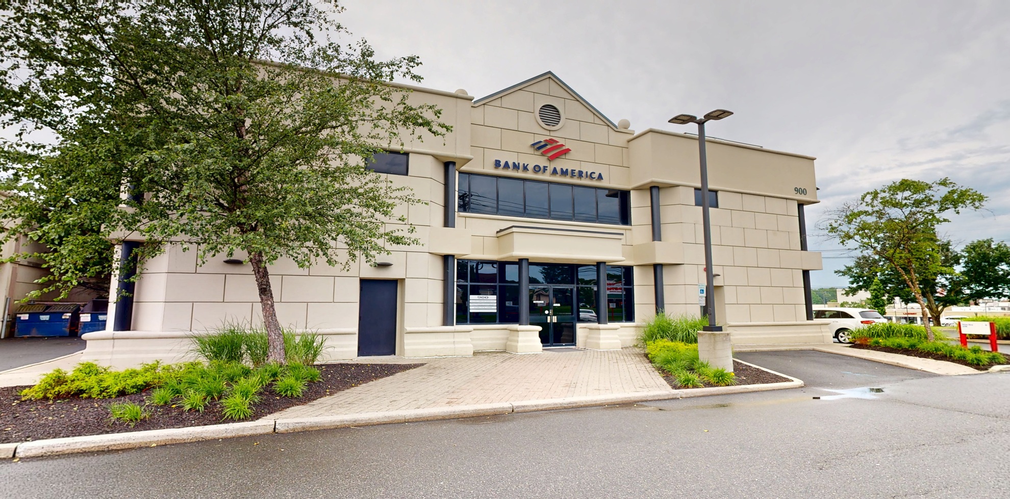 Bank of America financial center with drive-thru ATM | 900 Oak Tree Ave, South Plainfield, NJ 07080