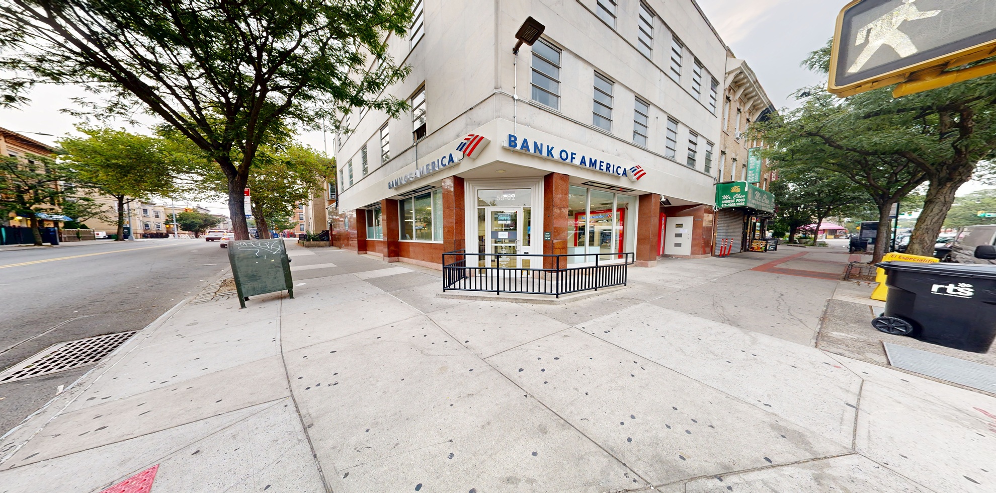 Bank of America financial center with walk-up ATM | 5901 Myrtle Ave, Ridgewood, NY 11385