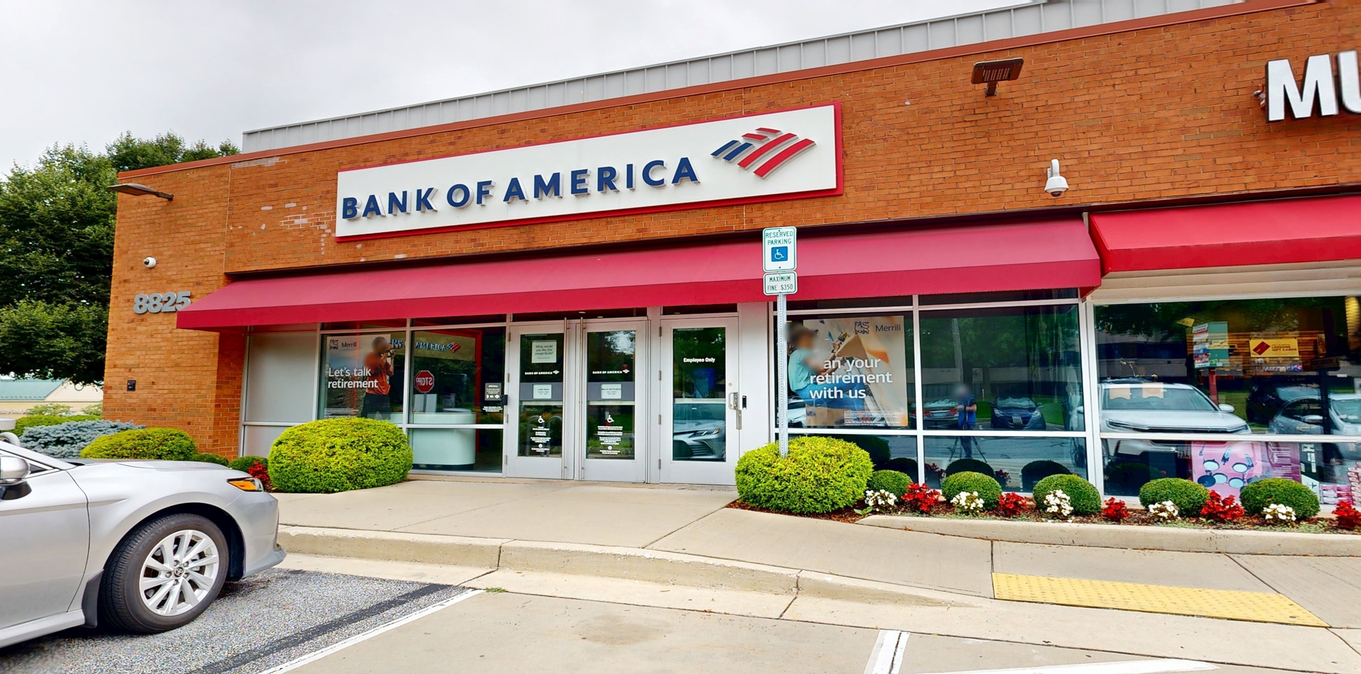 Bank of America financial center with drive-thru ATM | 8825 Centre Park Dr, Columbia, MD 21045