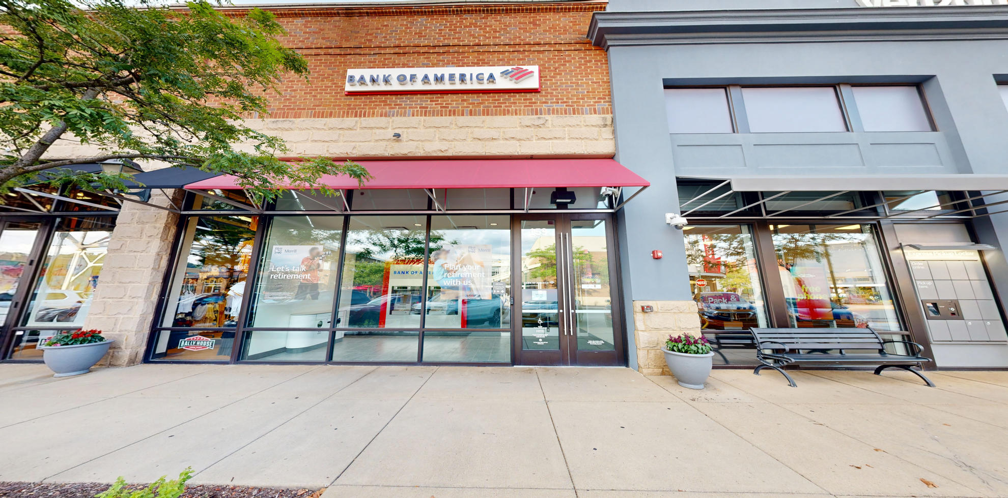 Bank of America financial center with walk-up ATM | 159 E Bridge St, Homestead, PA 15120