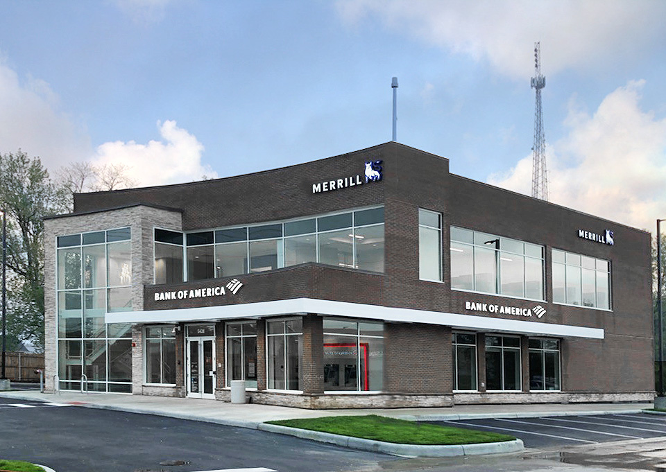 Bank of America financial center with drive-thru ATM | 5438 N Hamilton Rd, Columbus, OH 43230
