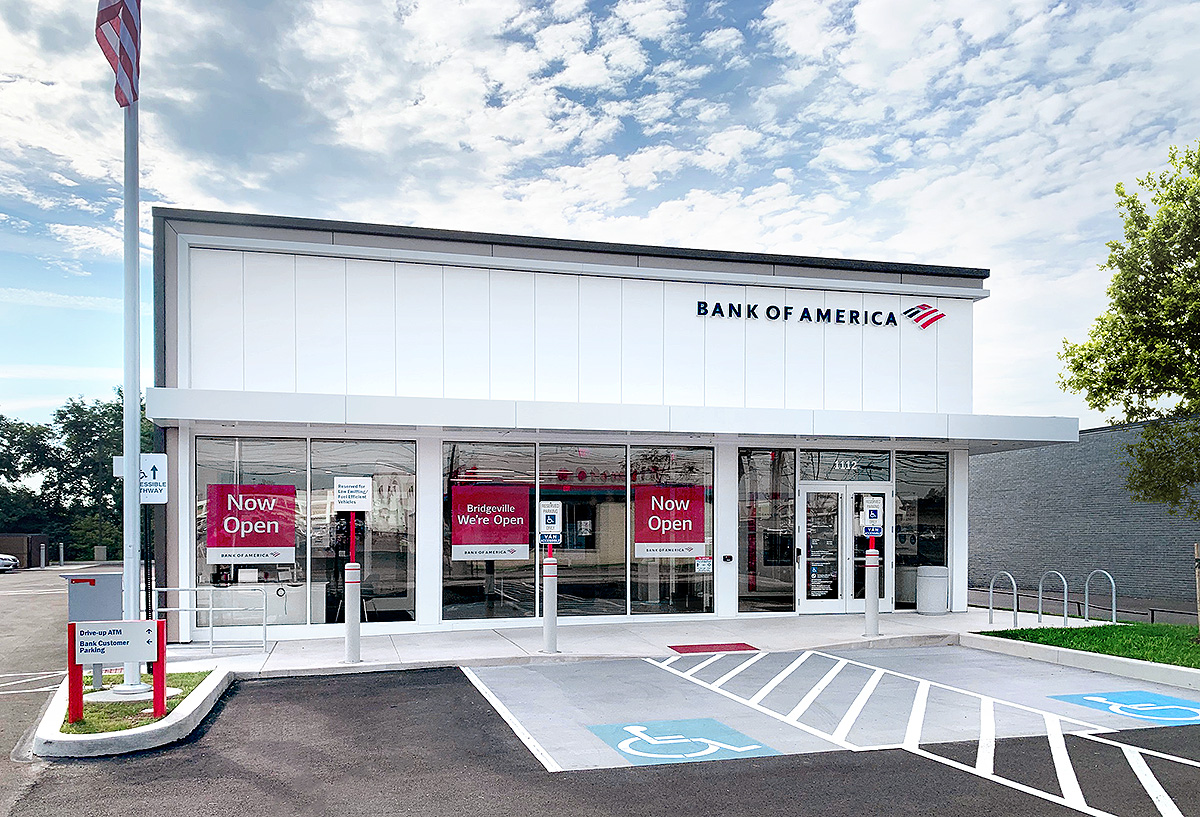 Bank of America financial center with drive-thru ATM | 1112 Washington Pike, Bridgeville, PA 15017