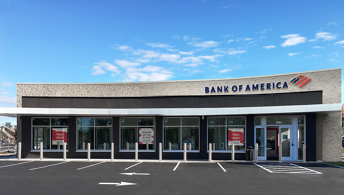 Bank of America financial center with drive-thru ATM | 6561 Trading Sq, Haymarket, VA 20169