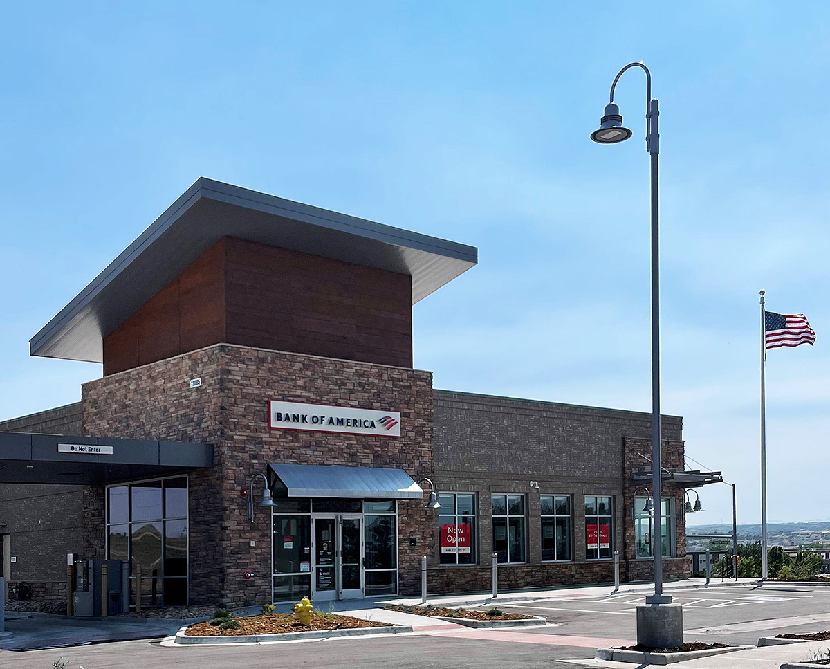 Bank of America financial center with drive-thru ATM | 13085 Copperhead Trl, Parker, CO 80134