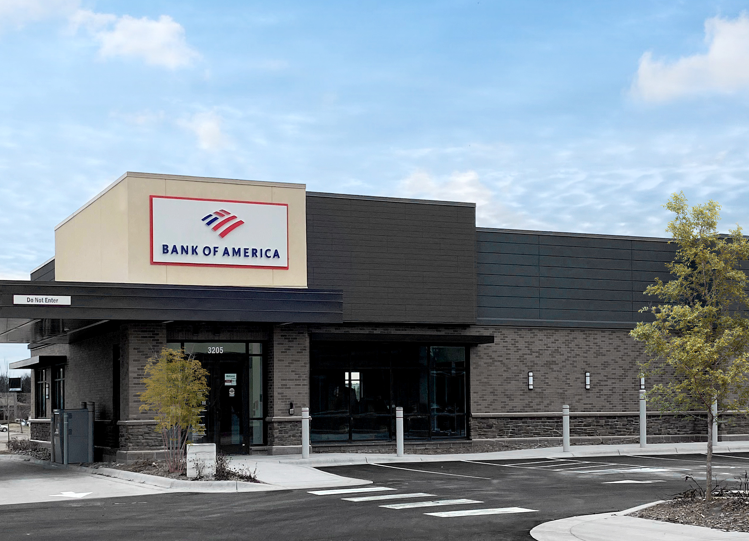 Bank of America financial center with drive-thru ATM | 3205 Northdale Blvd NW, Coon Rapids, MN 55448