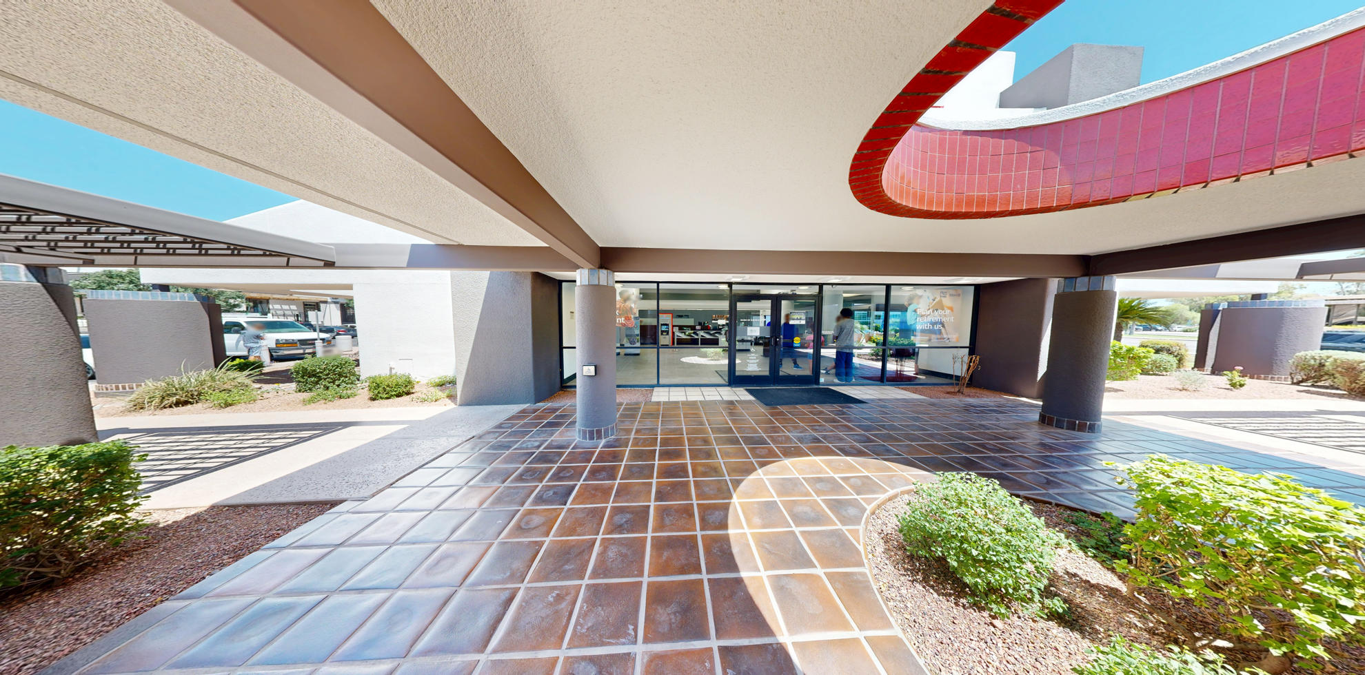 Bank of America financial center with drive-thru ATM | 4402 E Camelback Rd, Phoenix, AZ 85018