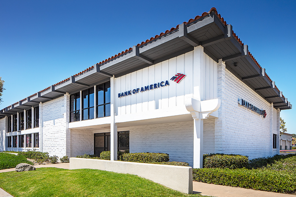 Bank of America financial center with drive-thru ATM | 5640 E Santa Ana Canyon Rd, Anaheim, CA 92807