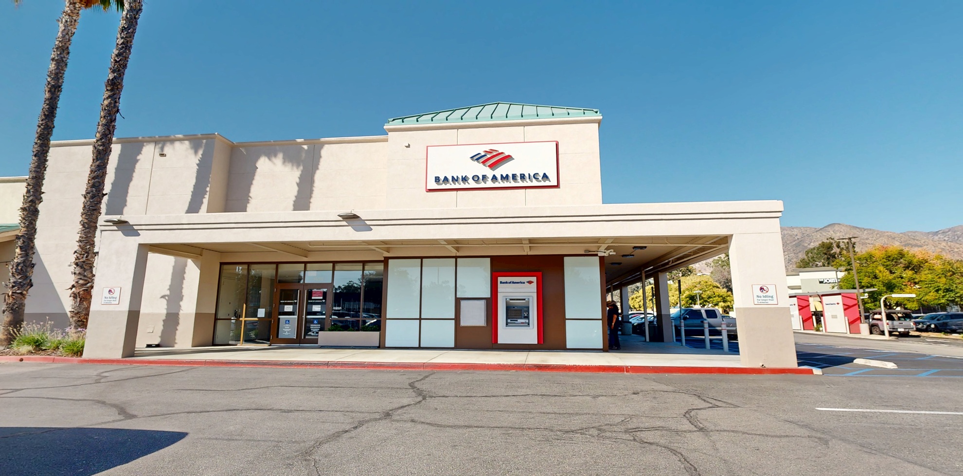 Bank of America financial center with drive-thru ATM | 3555 E Foothill Blvd, Pasadena, CA 91107