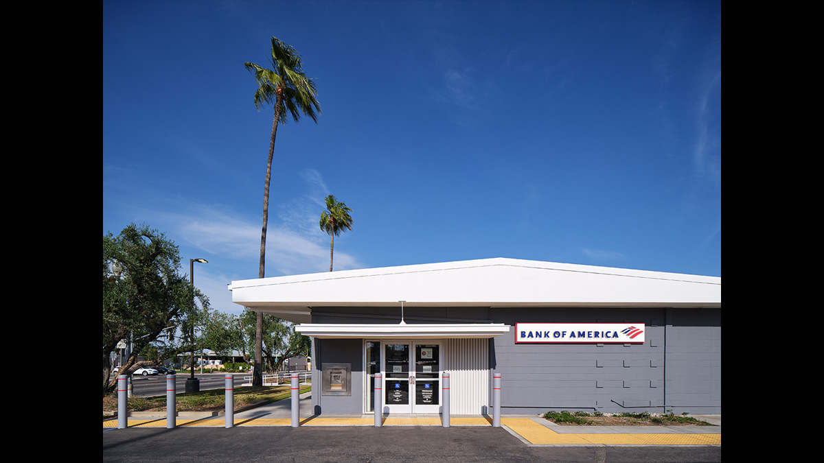 Bank of America financial center with drive-thru ATM | 181 E 4th St, Perris, CA 92570