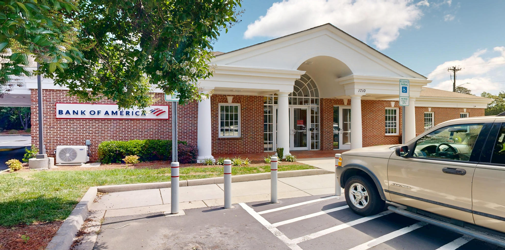 Bank of America financial center with drive-thru ATM | 1710 Heckle Blvd, Rock Hill, SC 29732